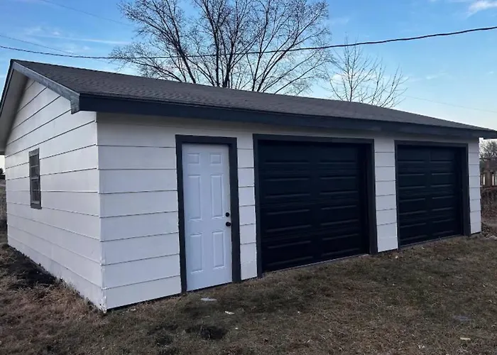 8Th Street Haven - 3 Bedroom House In Dt Hamilton