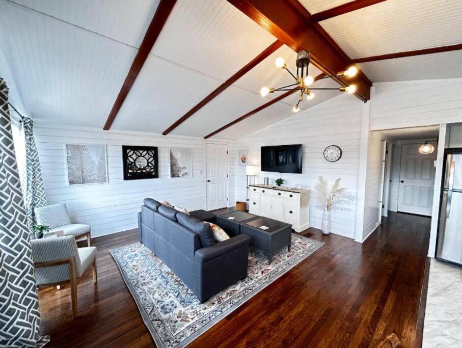 Appartement 8th Street Haven - 3 Bedroom House In Dt *